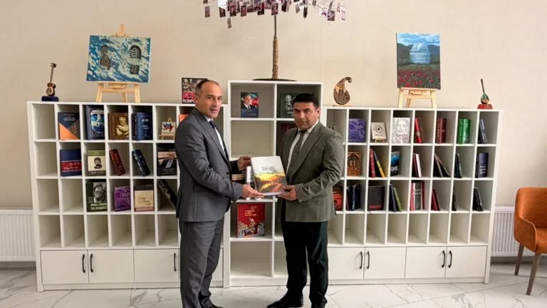 Brayl əlifbası ilə çap edilmiş kitablar İsmayıllı “DOST Evi”ndə